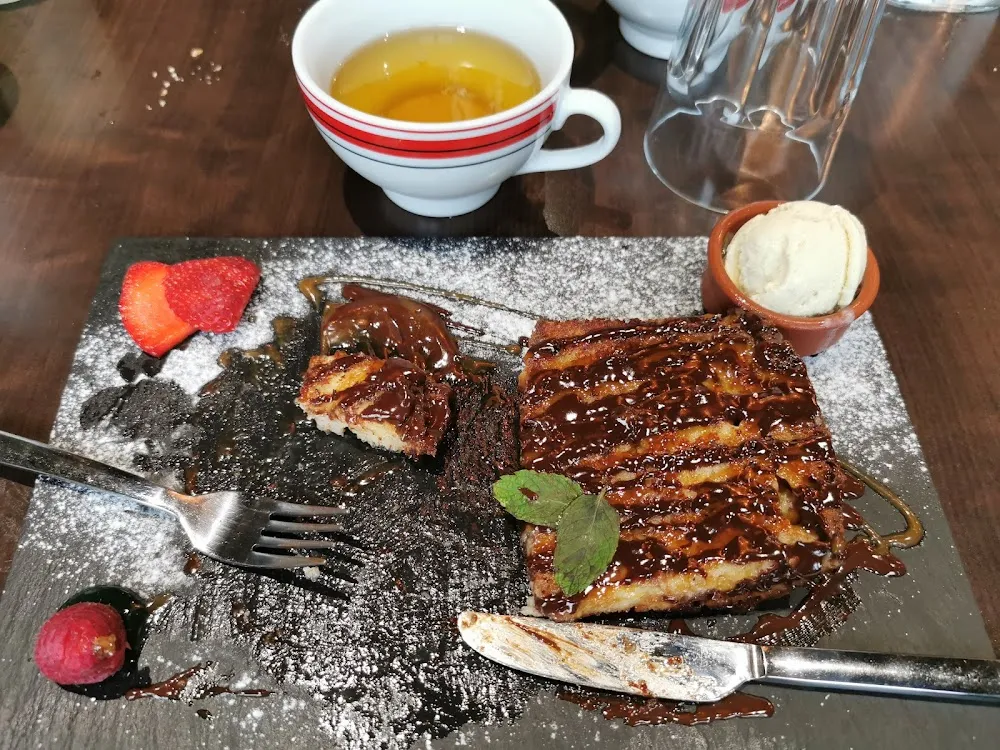 Brioche Perdu Avec Sauce Au Caramel Beurre Salé